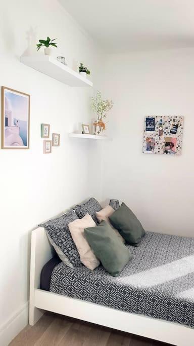 Le Bleu - 26m2- Terrasse Sur Les Toits - Wi-fi Apartment Amiens